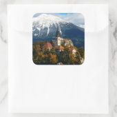 Landschap in het meer van Bled in de herfst Vierkante Sticker (Tas)