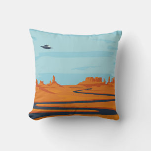 landschap met verlaten dal, bergen, donker w kussen