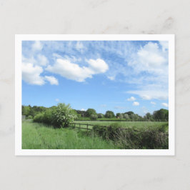 Landschap op het platteland in mei briefkaart