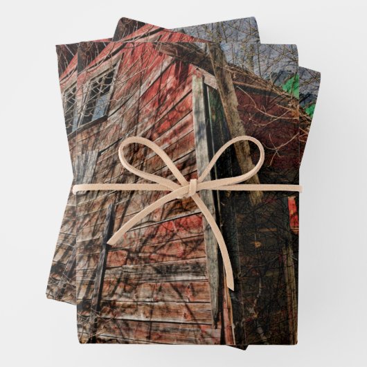 landschapshuis met roodbaars inpakpapier vel (In situ)