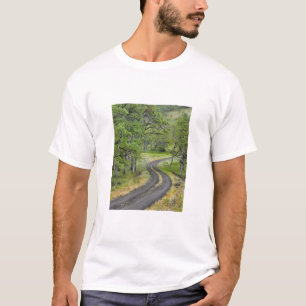 Landweg door bomen, Oregon T-shirt