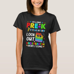 Lange kleuterschool hier kom ik Pop het Afstudeerd T-shirt
