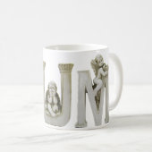 L'ange marque avec des lettres la tasse de maman (Devant droit)