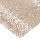 Lange-tafellade afdrukken op de rand en de witte k lange tafelloper (Hoek)