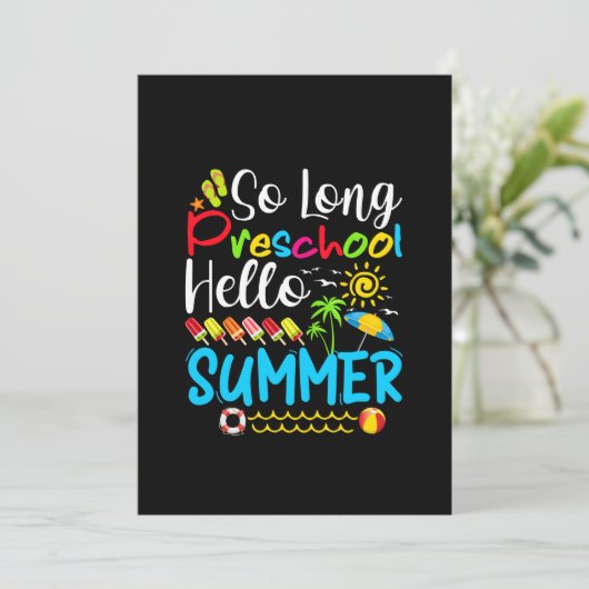 Lange voorschoolse Hallo zomerdag op school. Save The Date (Staand voorkant)