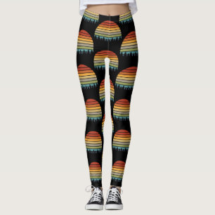 Langwerpige gestreepte zon met bomen Thunder_Cove Leggings