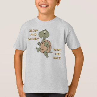 langzaam en gestaag wint de race grappige lopende t-shirt
