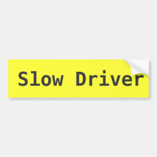 Langzame gele bumpersticker voor de bestuurder. vo