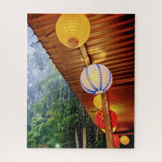 Lantern Light in the Rain – Quiet Guatemala Jigsaw Legpuzzel