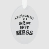 L'archéologie est un jeu de mots à chaud sale (dos)