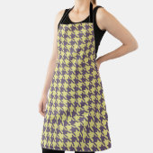 Large Checkered Apron Schort (Insitu)
