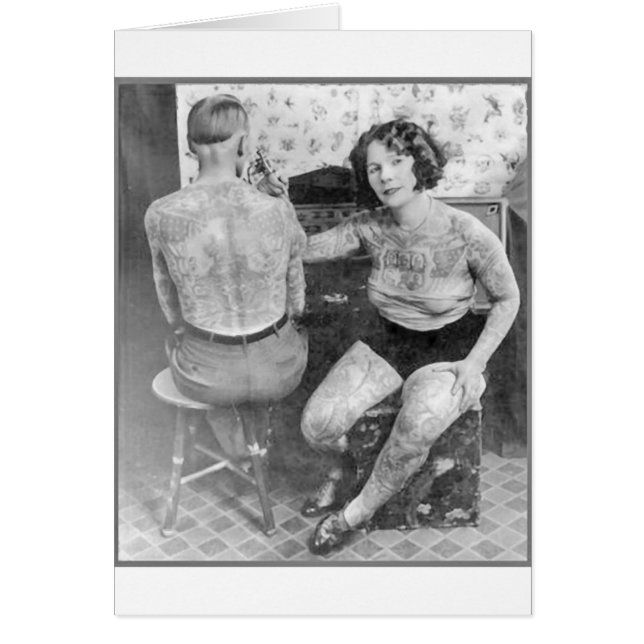 L'artiste de tatouage dame (Devant)