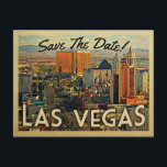 Las Vegas Enregistrer La Date Carte Postale Vintag<br><div class="desc">Une carte postale vintage Las Vegas Save The Date,  charmant et unique,  avec beaucoup de charme et de style rétro. Vos invités mariages partiront pour un excellent début avec ce Las Vegas merveilleux et coloré Save The Date.</div>