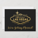 Las Vegas Faire-part de mariage 2 côtés Black Gold<br><div class="desc">Las Vegas Faire-part de mariage imprimé sur 2 côtés dans élégant noir et or classe avec un panneau "Mariage dans Fabulous Las Vegas" personnalisé avec vos noms et dates intégrés dans le graphisme de l'enseigne, et les détails faire-part de mariage sur le dos. Modifiez les couleurs et les polices pour...</div>