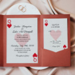 Las Vegas Queen of Hearts Card Faire-part de maria<br><div class="desc">Queen of Hearts Playing Cards Faire-part de mariage Suite dispose d'une invitation de style carte à jouer parfait pour un Mariage Vegas. Reine des Coeurs avec le côté arrière customisé avec vos initiales de nom de famille. Cette invitation impressionne vos invités !</div>