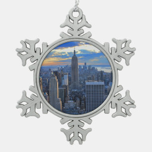 Late in de middag NYC Silhouet als de zonsondergan Tin Sneeuwvlok Ornament