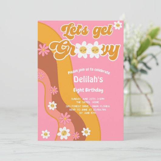 Laten we groovy retro  verjaardag halen kaart (Staand voorkant)