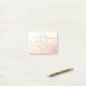 Laten we vlinder hebben post-it® notes (Op bureau)