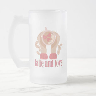 Latte en liefdesbeker, handen en koffie matglas bierpul