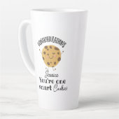 Latte félicitations, vous êtes une tasse à café à biscui (Angle gauche)
