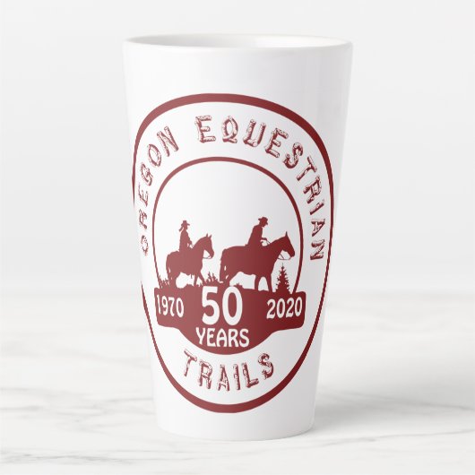 Latte Mok met OET 50 jaar Logo maroon en wit (Voorkant)