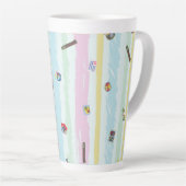 Latte Mug – Sports & Stripes Pastel Racing Design (Angle droit)