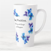 Latte Tasse à café fleur bleue déclaration positive (Droite)
