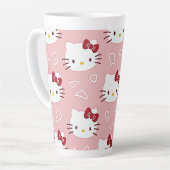 Latte une tasse qui express un chaton mignon (Angle gauche)