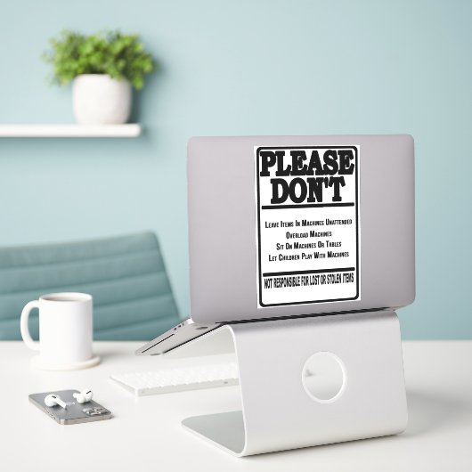 'Laundromat Rules' Laundry Store Overlay Zwart Sticker (Laptop op bureau)