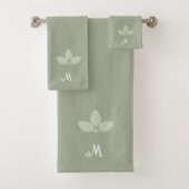 Laurel Feuilles & Monogram sur Sage Ensemble de se (En situation)