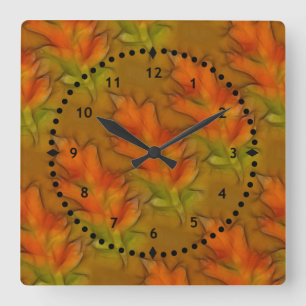 L'automne vif laisse une horloge murale