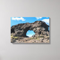 Lava venster bij Dimmuborgir, Myvatn gebied - IJsl