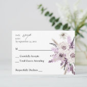 Lavande de fleurs pourpres sans repas RSVP (Debout devant)