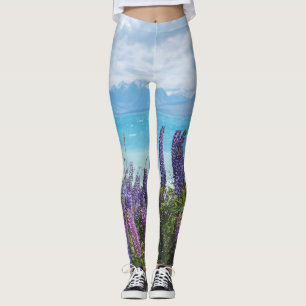 lavendel aan de oever van het meer leggings