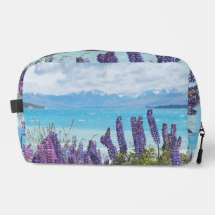 Lavendel aan de oever van het meer toilettasje