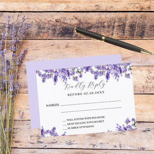 Lavendel bloemen bruiloft RSVP reactie Kaartje