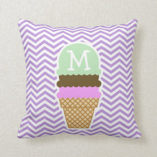 Lavendel Chevron Stripes; Ice Cream Cone Kussen