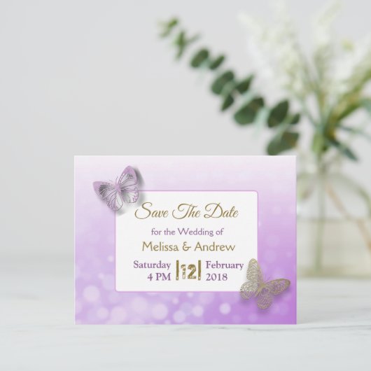Lavendel en gouden vlinder Save the Dates Bruiloft Aankondigingskaart (Staand voorkant)