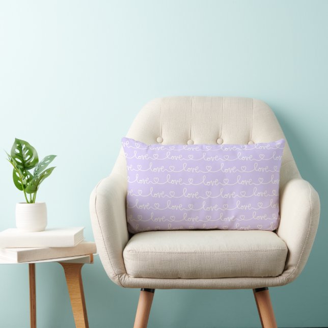 LAVENDEL MET WITTE SCRIPT LIEFDE & HARTEN KUSSEN (Stoel)