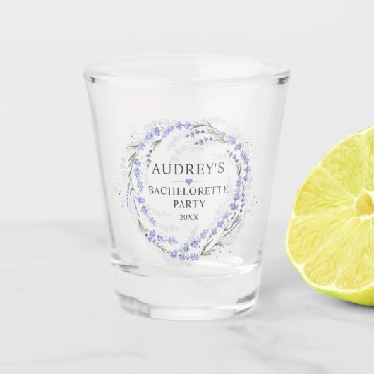 Lavendel Paars Bruidsfeest Krans Shot Glas (Voorkant)