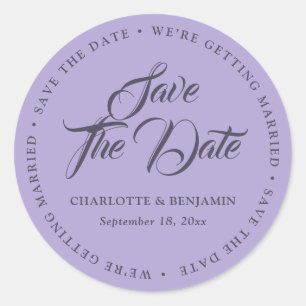 Lavendel Paarse Typografie Bruiloft Save The Date Ronde Sticker