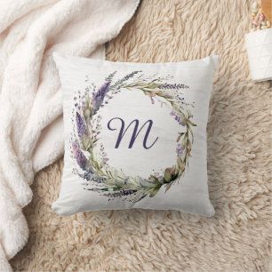 lavendelkrans met monogram kussen