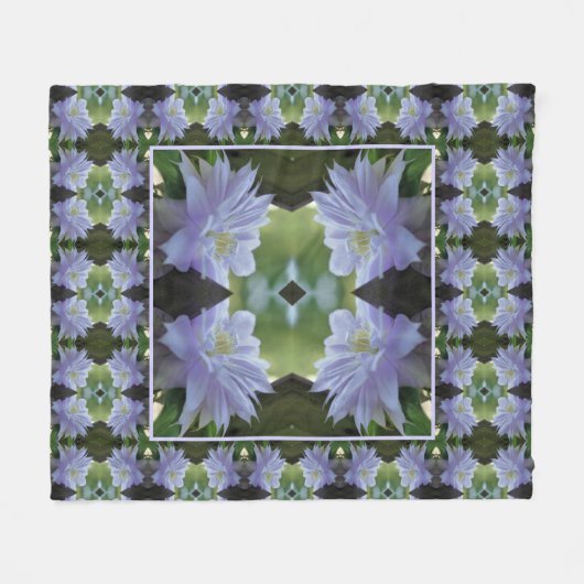 Lavender Clematis-bloem in de trallis Fleece Deken (Voorkant (Horizontaal))