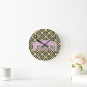 Lavender Comb over Chocolate Background Ronde Klok (Huis)