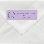 Lavender monogrammed wreath return address etiket