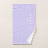 Lavender Paars Modern Script Girly Monogram Naam Handdoek (Handdoek)