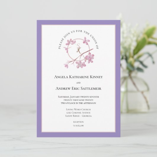 Lavender Plum Blossom Initiales Invitation (Debout devant)