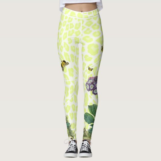 Lavender Primula over Apple Cheetah Leggings (Voorkant)