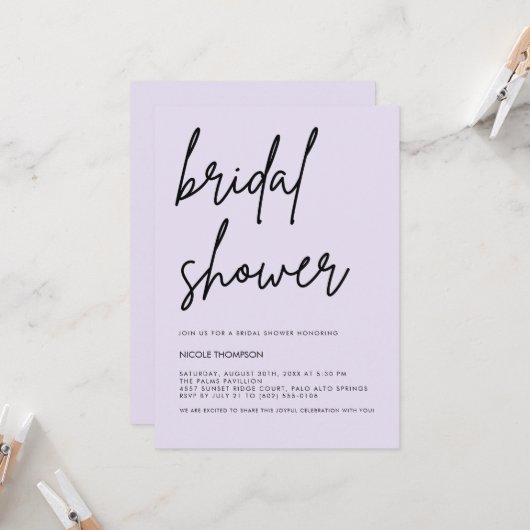 Lavender Script Modern Bridal Shower Invitation  (Devant/Arrière en situation)