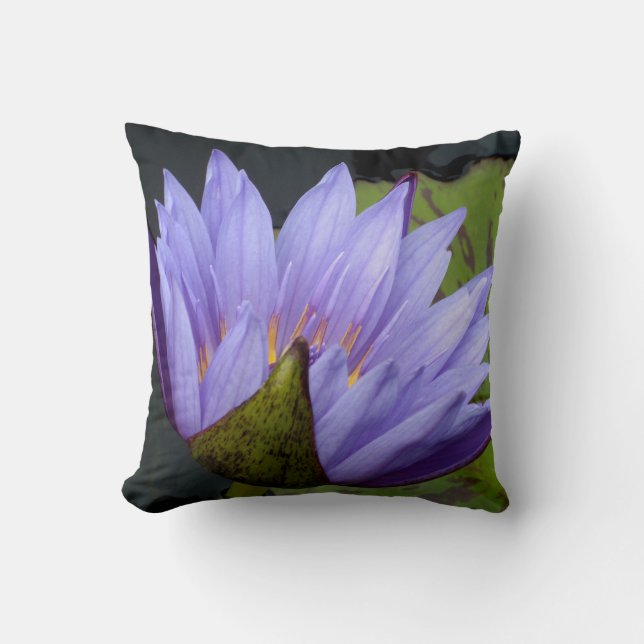 Lavender Water Lily Kussen (Voorkant)